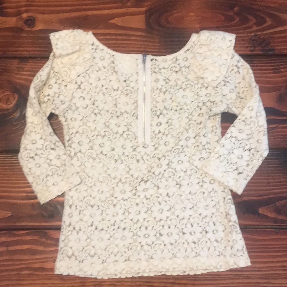 Lace top - Picture 3 of 5